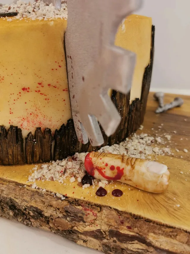 Zachary Woods finger fondant